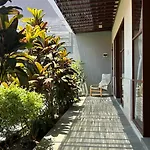 Villa Silver